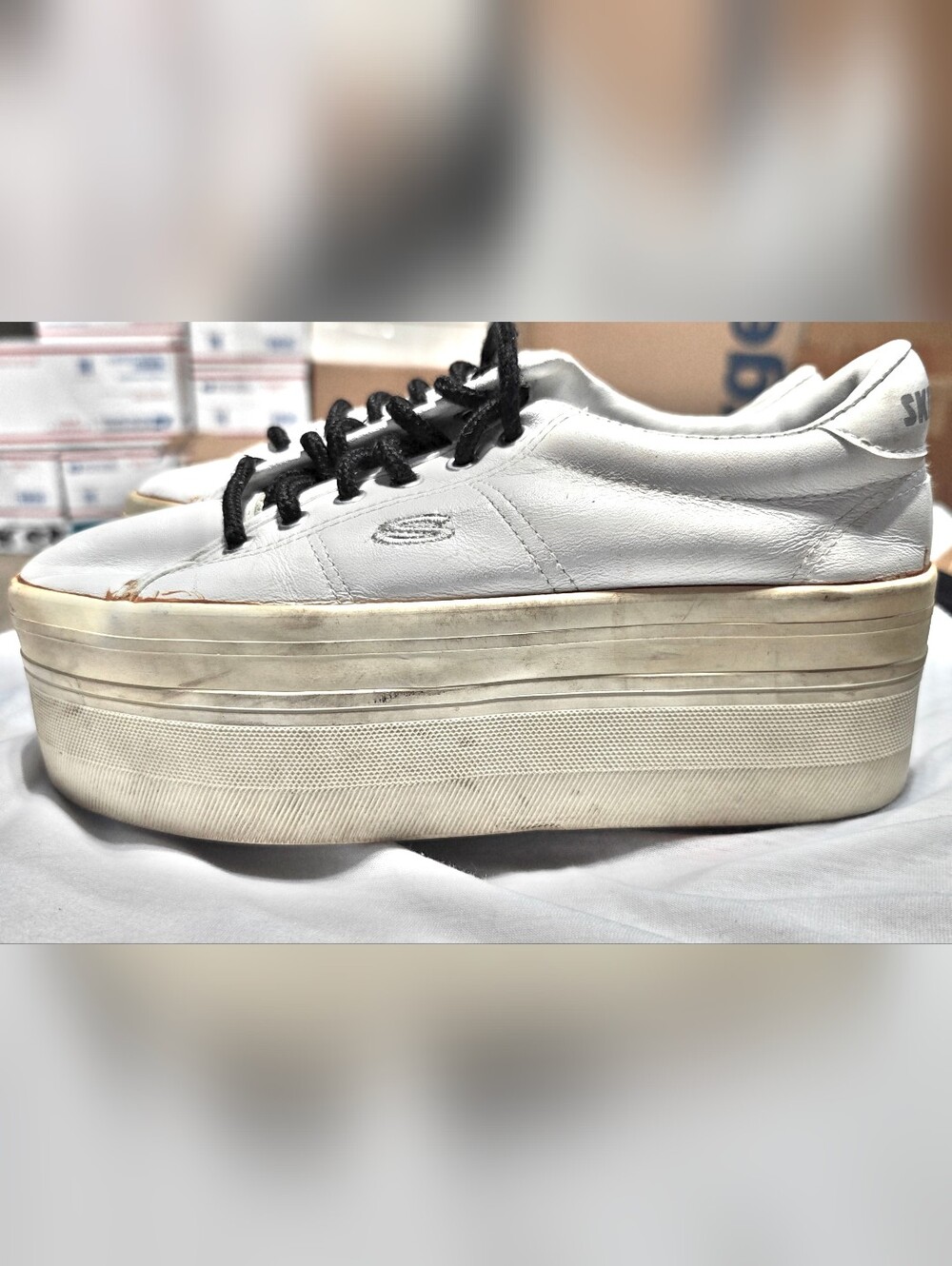 Vintage Skechers White Platform Sneakers with Black Laces and Thick Sole